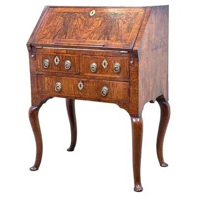 Pre-owned 1stdibs Early 18th Century George I Walnut Bureau, Feather Banded, Circa 1720 In Brown