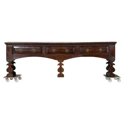 Pre-owned 1stdibs Large 18thc English Oak Dresser Base In Brown