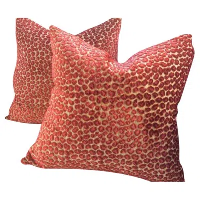 Pre-owned 1stdibs Pair Of Colefax & Fowler Pillows In "wilde" Red & Pink Raised Velvet