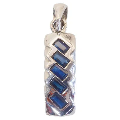 Pre-owned 1stdibs Sterling Silver 0.80ct Baguette Blue Sapphire Geometric Bar Pendant