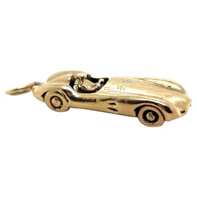 Pre-owned 1stdibs Vintage 9 Karat Yellow Gold Aston Martin Dbr1 Racing Car Charm