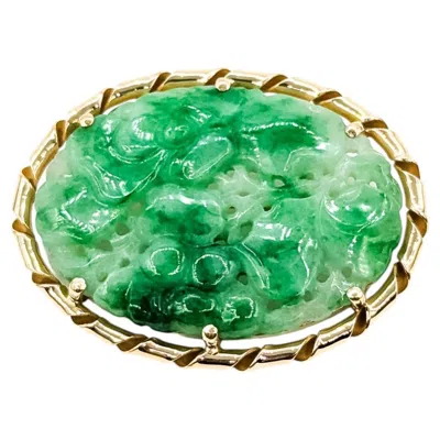 Pre-owned 1stdibs Vintage Carved Jade Brooch In 14k Yellow Gold