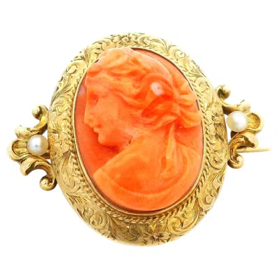 Pre-owned 1stdibs Vintage Italian Hand-carved Mediterranean Coral Cameo Brooch In 14k Gold In Red