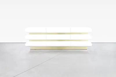Pre-owned 1stdibs Vintage Italian Postmodern White Lacquer And Brass Dresser, 1980s