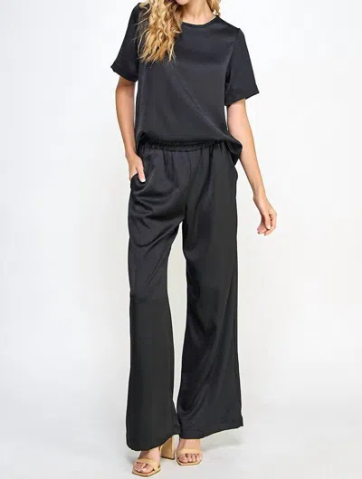 2 Hearts Apparel Solid Satin Set In Black
