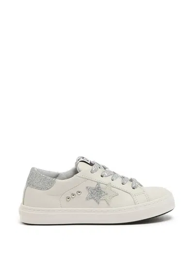 2 Star Kids' Star-appliqué Sneakers In White