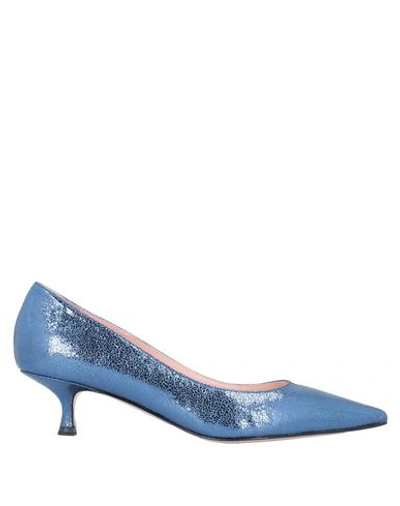 Anna F. Pump In Blue