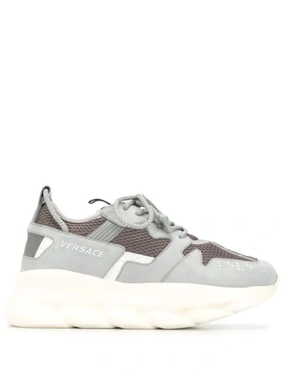 Versace Chain Reaction Sneakers - 蓝色 In Grey