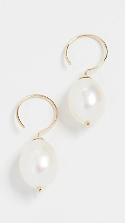 Ariel Gordon Jewelry 14k Pearl Swing Hoop Earrings In Gold