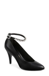Gucci Leather Pump With Crystals In Black