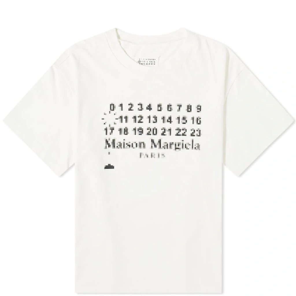 Maison Margiela 10 Pixel Logo Tee In White | ModeSens