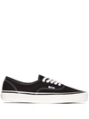 Vans Ua 44 Dx Low-top Sneakers In Black