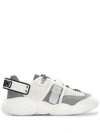 Moschino Teddy Panelled Low-top Sneakers In White