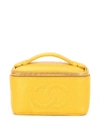 CHANEL CHANEL PRE-OWNED CC LOGO COSMETIC BAG - YELLOW