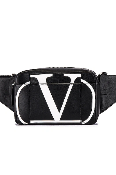 Valentino Garavani Logo Waist Bag In Black & Optic White