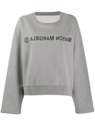Mm6 Maison Margiela Reversed Logo Oversized Sweatshirt - 灰色 In Grey