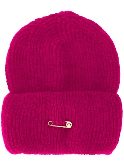 Versace Safety Pin Knitted Hat In Pink