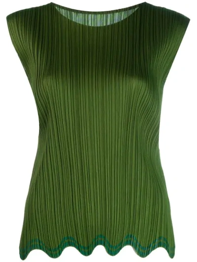 Issey Miyake Sleeveless Pleated Waistcoat In Green