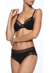 ERES PAROLES CHANSON LEAVERS LACE-TRIMMED STRETCH-CLOQUÉ MID-RISE BRIEFS,3074457345621002215