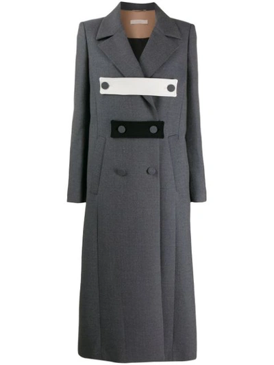 Ssheena Long Buttoned Coat - 灰色 In Grey