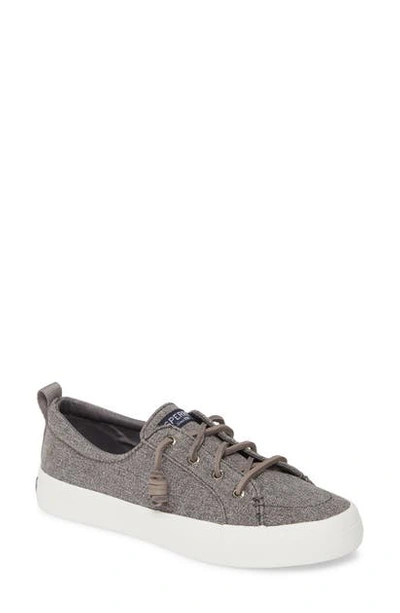 Sperry Crest Vibe Sneaker In Navy Sparkle Chambray Fabric