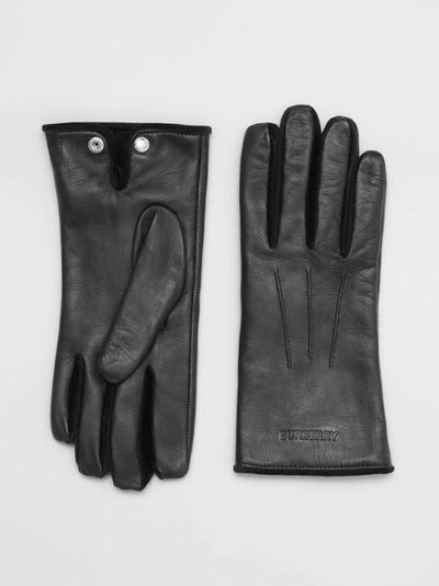 Burberry Embossed Logo Cashmere-lined Lambskin Gloves In Black/black