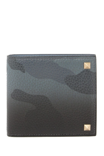 Valentino Garavani Studded Camo Leather Wallet In Grey/black Camo