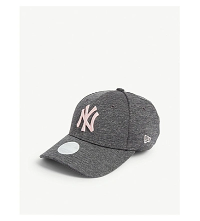 New Era New York Yankees 9forty Baseball Cap In Gray/pink