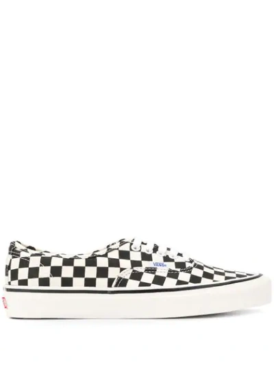 Vans Black And White Ua Classic Lace-up Dx Check Cotton Trainers