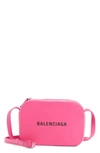 BALENCIAGA EXTRA SMALL EVERYDAY CALFSKIN CAMERA BAG - PINK,552372DLQ4N