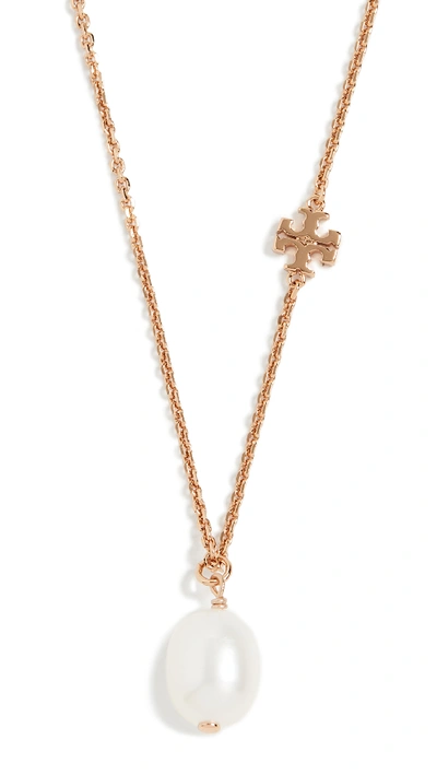 Tory Burch Logo Pearl Short Necklace In Tory Gold/pearl