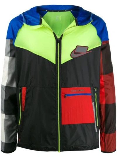 Nike Wild Run Windrunner Packable Ripstop And Shell Jacket In Nero480
