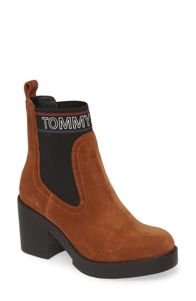 Tommy Jeans Lynn Logo Platform Chelsea Boot In Winter Cognac