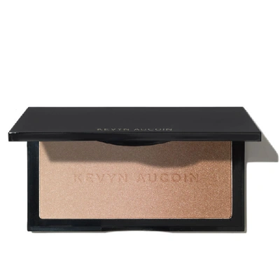 Kevyn Aucoin The Neo-highlighter