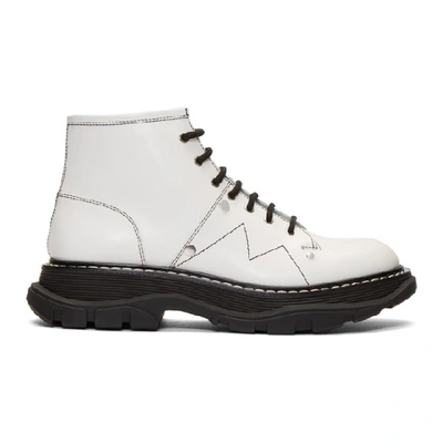 Alexander Mcqueen Ankle Boot With Laces And Tread Sole In Ivory/black