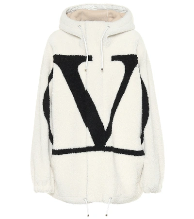 Valentino Vlogo Intarsia Hooded Shearling Jacket In White,black