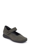 Mephisto Nyna Mary Jane Flat In Graphite Leather