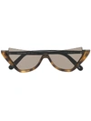 Courrèges Eyewear Oversize Lens Sunglasses In Schwarz