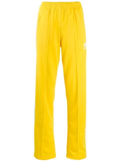 Adidas Originals Firebird运动裤 In Yellow
