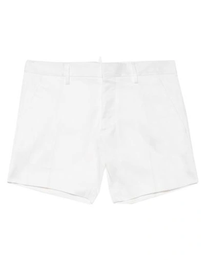 Dsquared2 Shorts & Bermuda In White