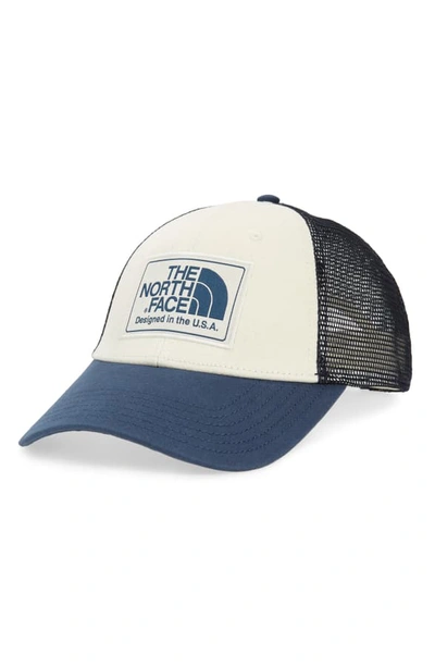 The North Face Mudder Trucker Hat In Vintge Wht