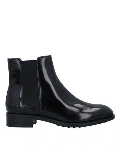 Tod's Glossed-leather Chelsea Boots In Black