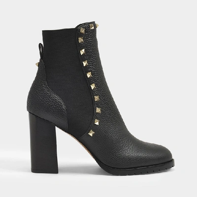 Valentino Garavani Beatle 80/90 Ankle Boots In Black Leather