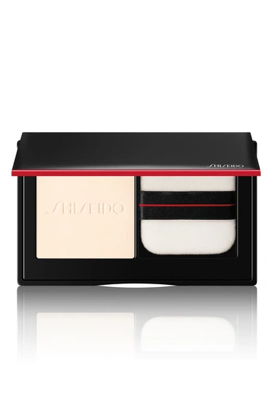 Shiseido Synchro Skin Invisible Silk Pressed Powder In White