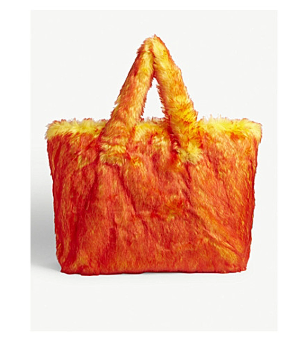 【関税込み】Dries Van Noten ベージュ Fluffy トートバッグ 24012176_54044403_1000.jpg