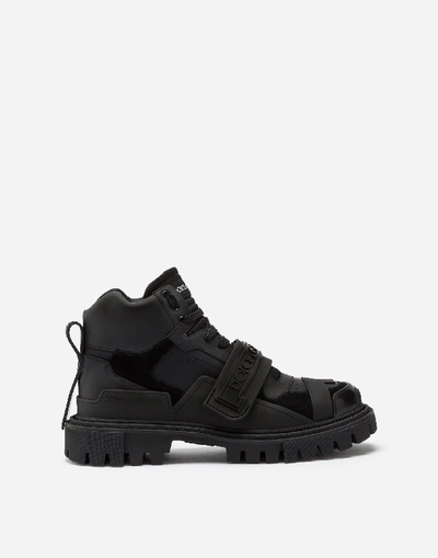 Dolce & Gabbana Panelled Logo Hiking Boots In Black