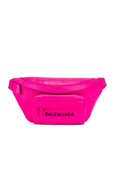 Balenciaga Xs Everyday Belt Bag In Fuchsia,black In Acid Fuchsia & Black