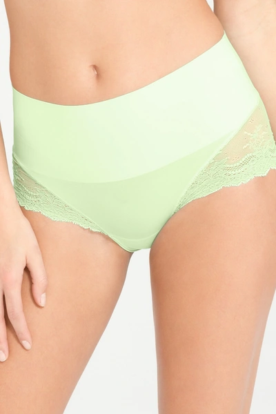 Spanx Undie-tectable Lace Hipster Panties In Limeade