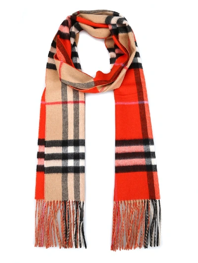 Burberry Reversible Cashmere Scarf In Beige In Red