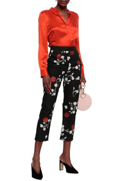 Isa Arfen Cropped Floral-print Cotton-poplin Tapered Trousers In Black